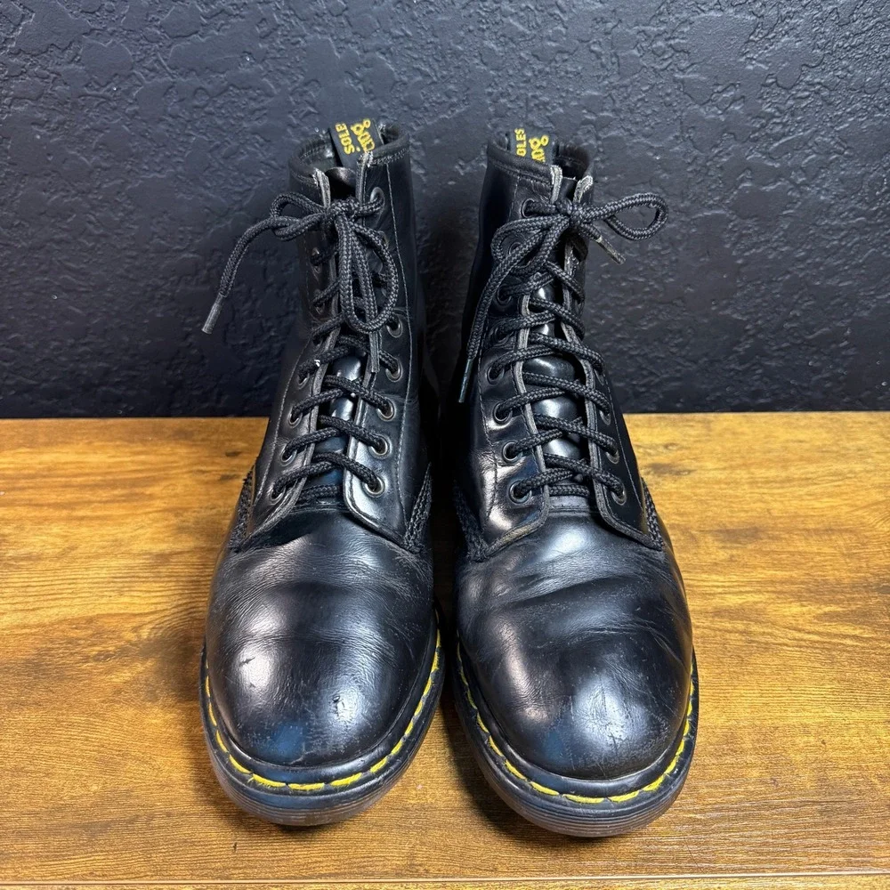 Vtg Dr. Martens 1460 Black Smooth Leather Combat Boots M8 W9 Made In England